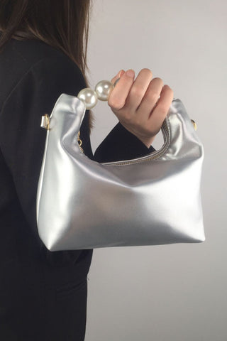 Como Pearl Handbag